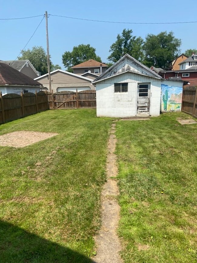 Photo - 2 bedroom house one block from City Park