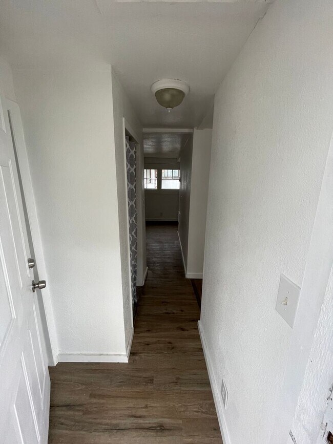 Studio Style Small House Rental House Rental in Roseburg, OR