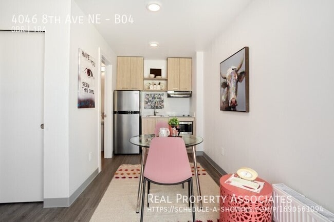 Photo - 4046 8th Ave NE Unit B04