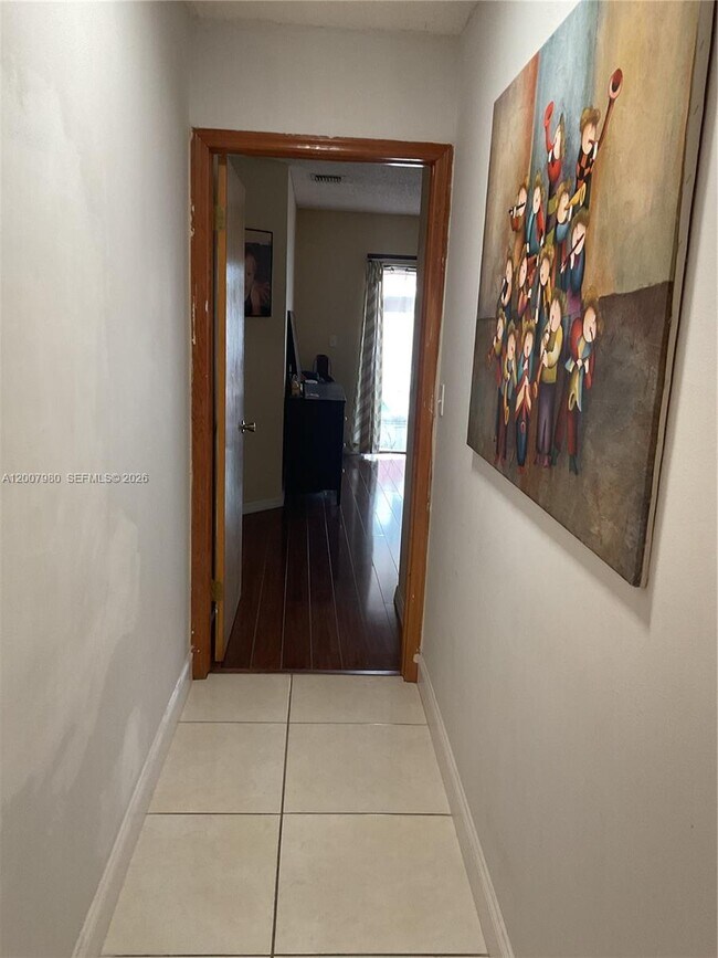 Photo - 14345 SW 52nd St