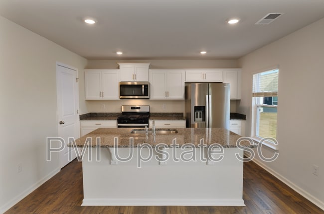 Photo - 3125 Hickory Rdg Trl