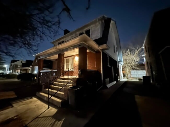 Building Photo - 14669 Rutherford St