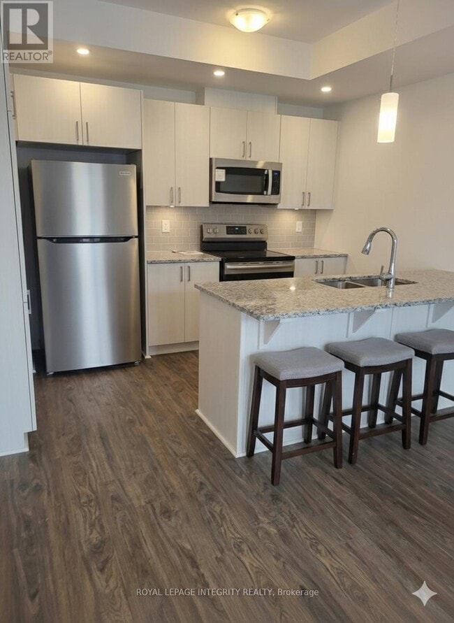 Photo - 412 Jewelwing Private