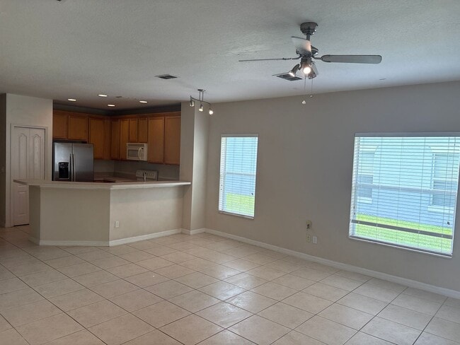 Photo - 3 bed 2.5 bath Townhome - Gated Community