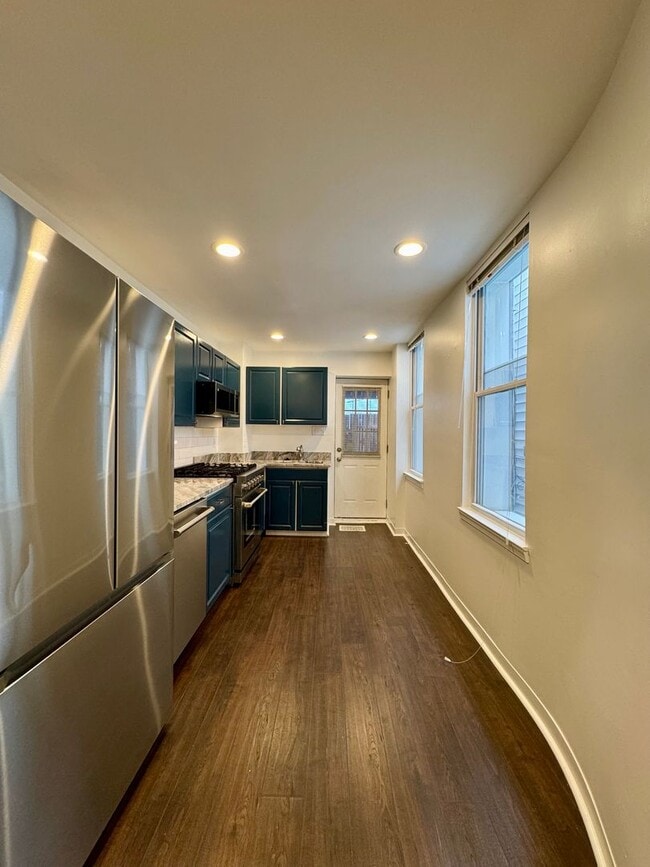 Photo - Charming 2 Bedroom/ 2 Bathroom Townhome in...