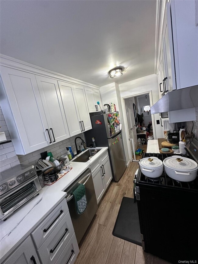 Photo - 615 Bronx River Rd