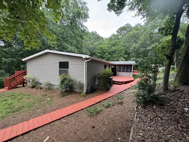 Building Photo - 1547 Tugaloo State Park Rd Rental