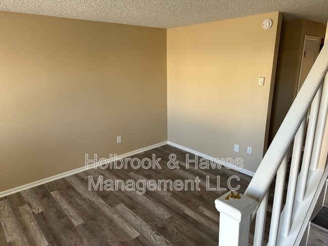 Photo - 4881 Basswood Dr