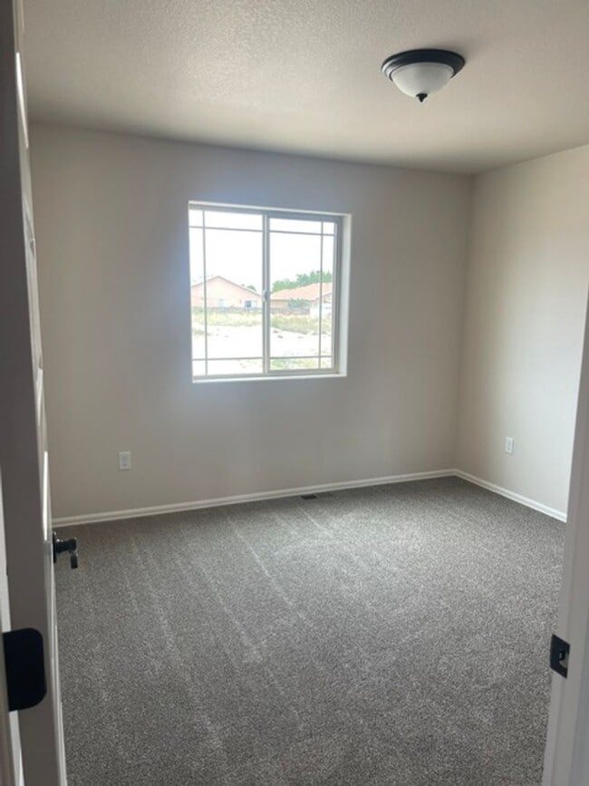 Photo - ALL PROSPECTIVE TENANTS MUST SUBMIT A $58 NON-REFUNDABLE APPLICATION FEE PER APPLICANT ONLINE AND...