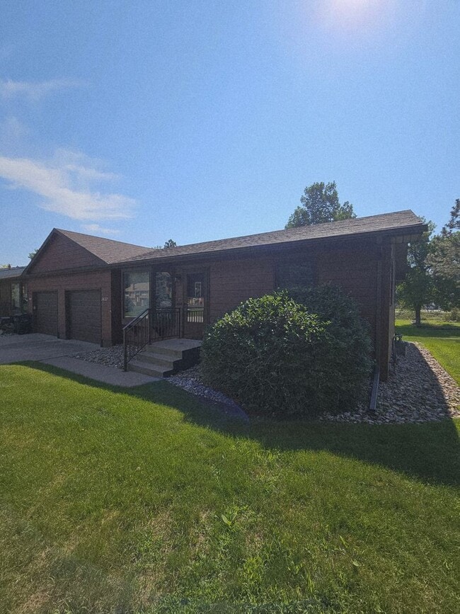 Photo - 3422 Idlewild Ct