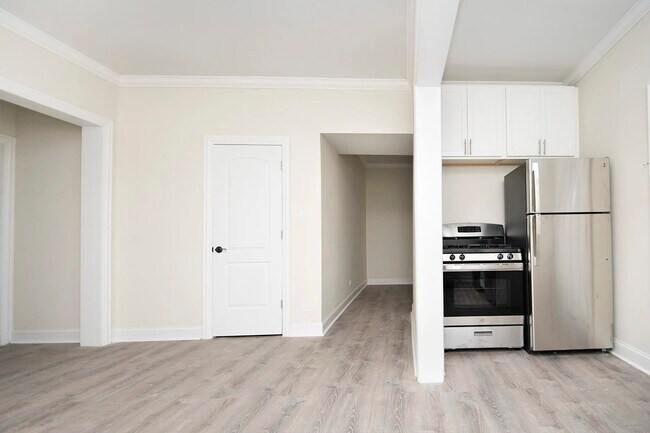 Photo - 319 Kedzie St Unit 327-2
