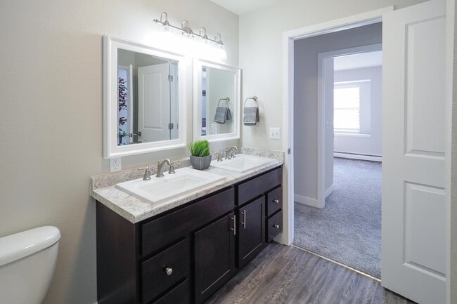 Photo - 3161 Mill Creek Dr Unit 8