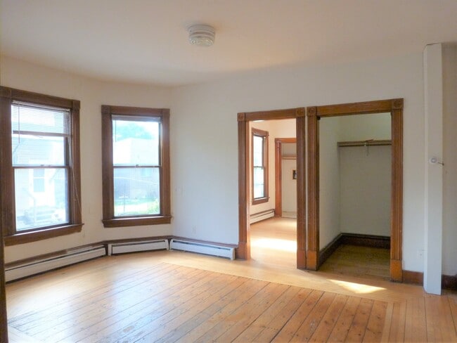 Photo - 12 Hickok Pl Unit 12