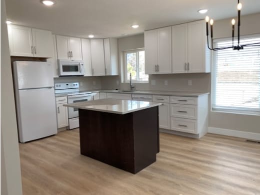 Building Photo - 7547 S Butler Hills Dr