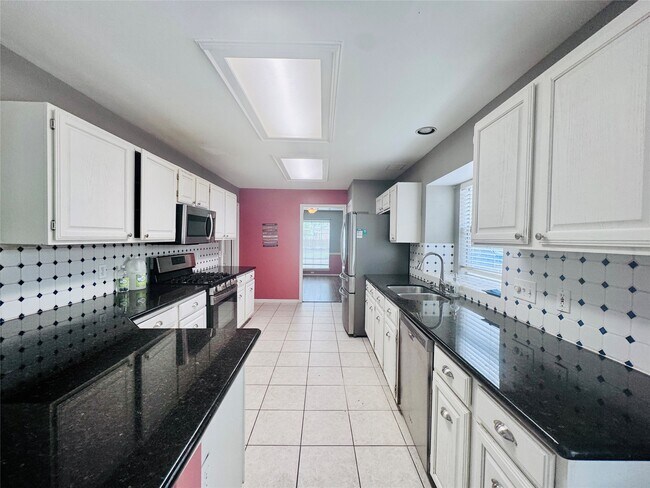 Photo - 506 Birch Hill Dr