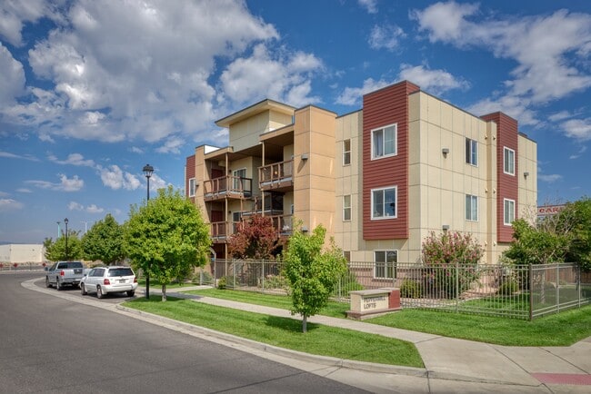 Peppermill Lofts