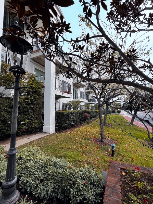 Photo - 300 Cagney Ln