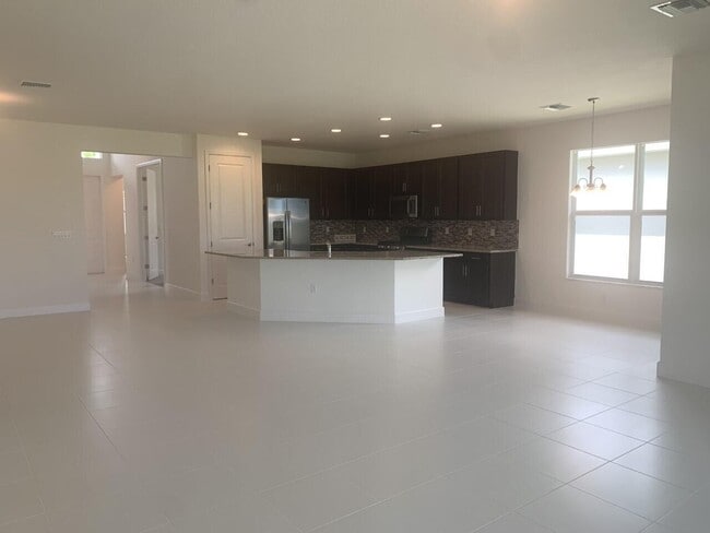 Photo - 11933 SW Poseidon Way