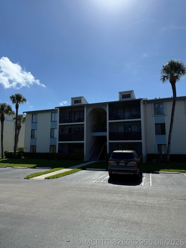 Building Photo - 1110 Green Pine Blvd Unit C2