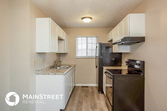 Photo - 4051 Luxembourg Cir W