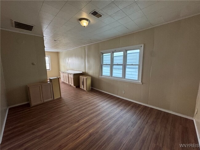 Photo - 540 Willett St