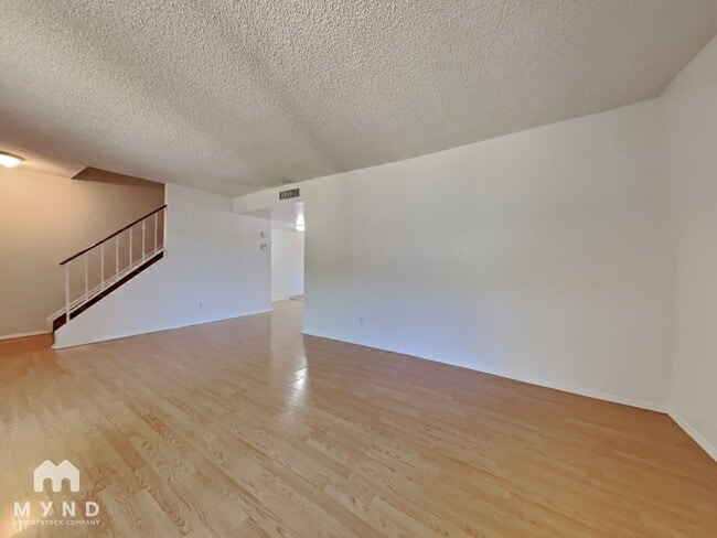 Photo - 4305 W Solano Dr N