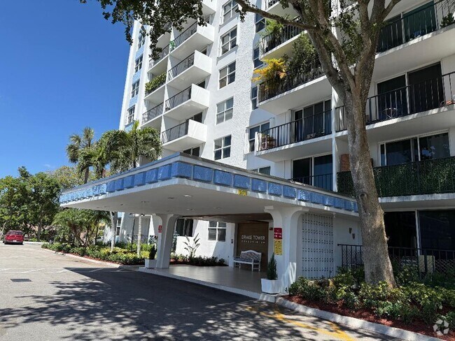 Building Photo - 1800 N Andrews Ave Unit 1g Rental