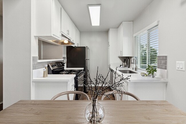 Colonnade at Fletcher Hills