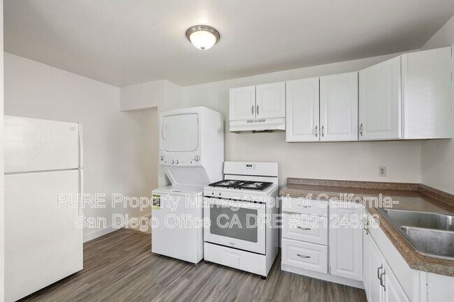 Photo - 1316 Iris Ave