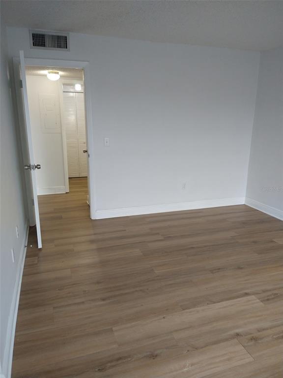 Photo - 8681 Bardmoor Blvd Unidad 305C