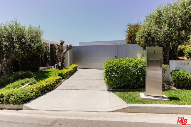1029 Wallace Ridge