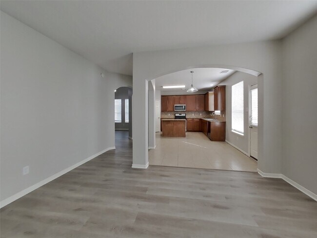 Photo - 21526 Lovis Way