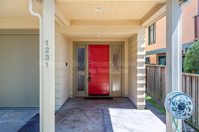 Photo - 1231 Funston Ave