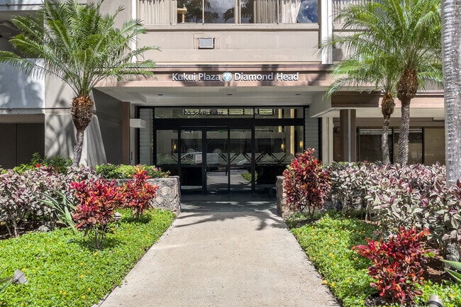 Photo - Kukui Plaza