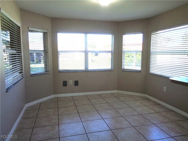 Photo - 2716 SW 12th Pl