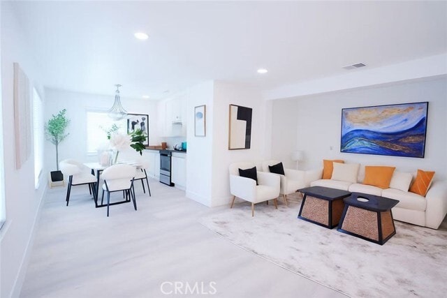 Photo - 3813 W 173rd St