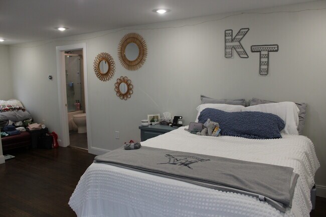 Building Photo - 15 Pomeroy St Unit 15 Rental
