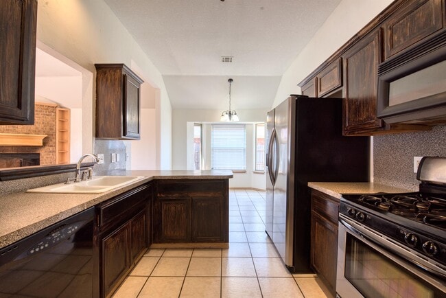 Photo - 1220 Eastridge Dr