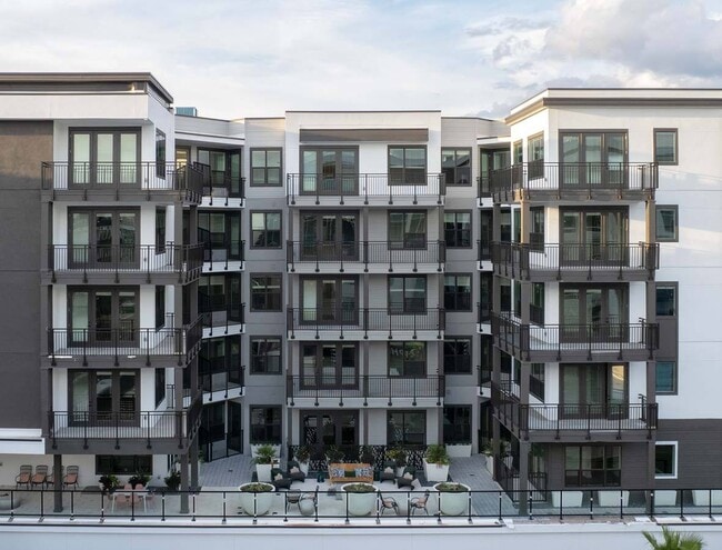 Photo - Novel Midtown