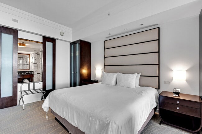 Photo - 4441 Collins Ave Unit SI ID1540552P