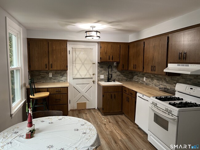 Photo - 130 Platt Ave