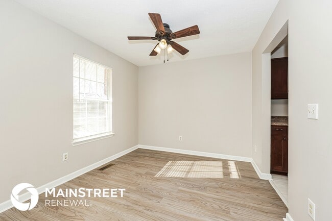 Photo - 620 Cedar Bend Ln