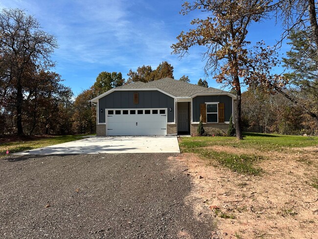 Photo - New Construction 3 Bedroom, 2 Bathroom on a 1.45 Acre Lot in Ridge Creek Addition!