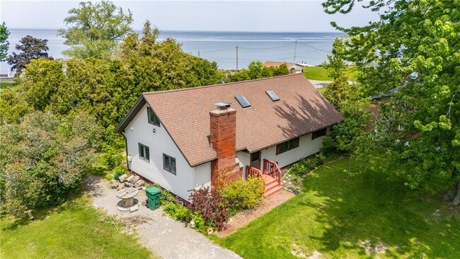 Photo - 26 Clearview Ave
