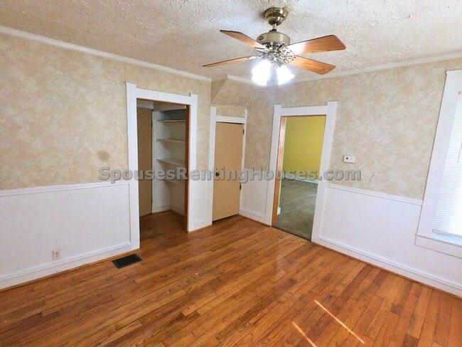 Photo - 212 S Emerson Ave