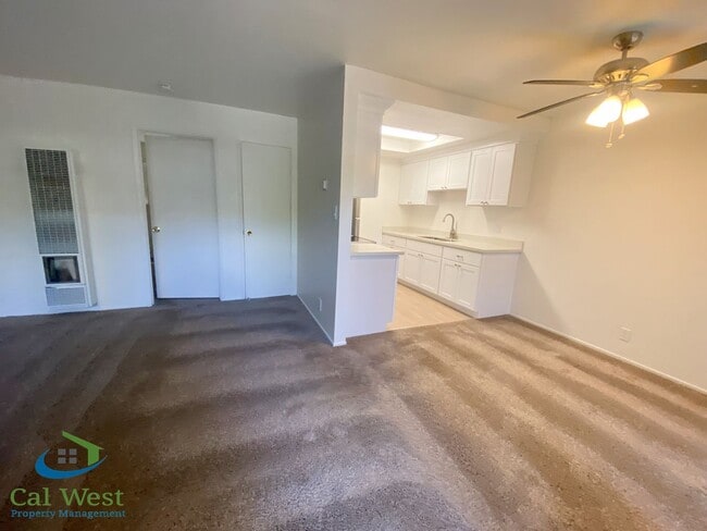 Photo - 315 Bellerose Dr Unit #2