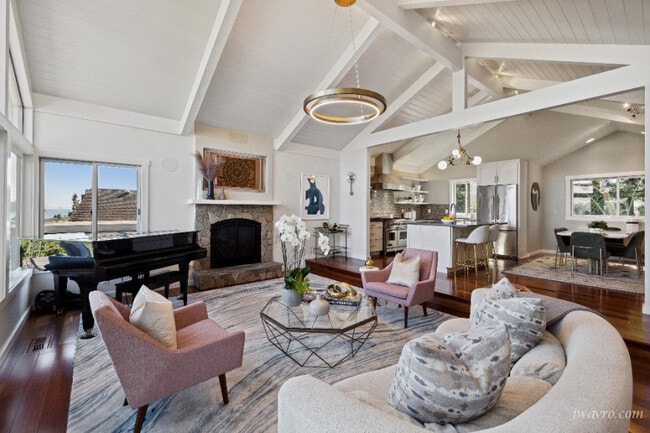 Photo - 136 Reed Blvd