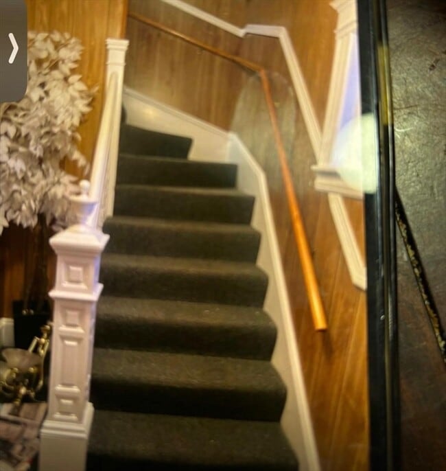 Photo - 17-19-19 Maplewood Ave Unit 2