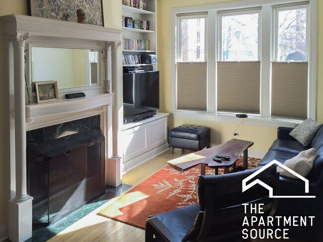 Photo - 3856 N Southport Ave Unit 1A