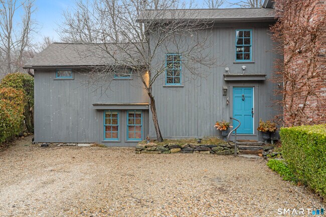 Building Photo - 21 Old Mill Rd